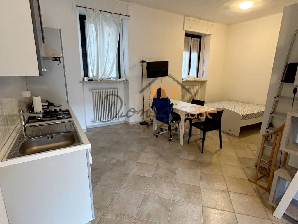 Appartamento a Castellanza in Via Eugenio Cantoni, 53 - Foto 4