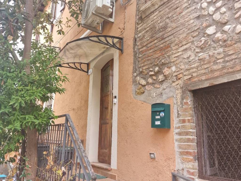 Casa indipendente a Terni in VIA PIZZUTELLA, 35 - Foto 3