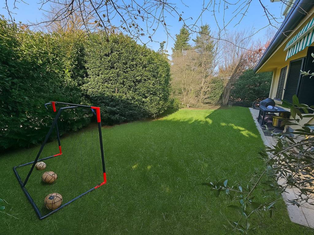 Villetta a schiera a Saronno in Via Don Primo Mazzolari, 104 - Foto 3