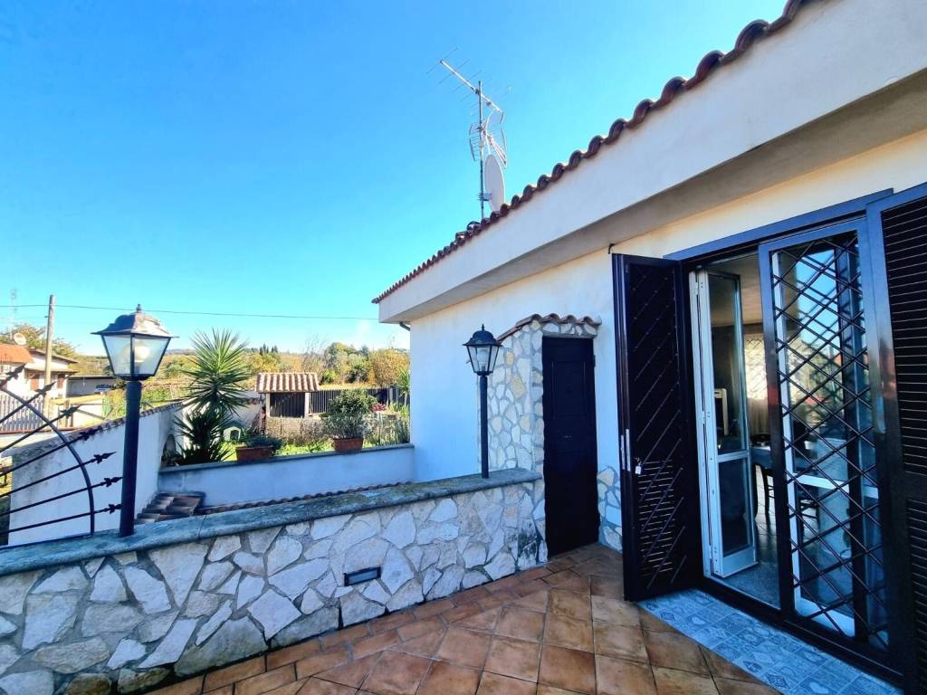 Villa a Ciampino in Via del Sassone - Foto 4