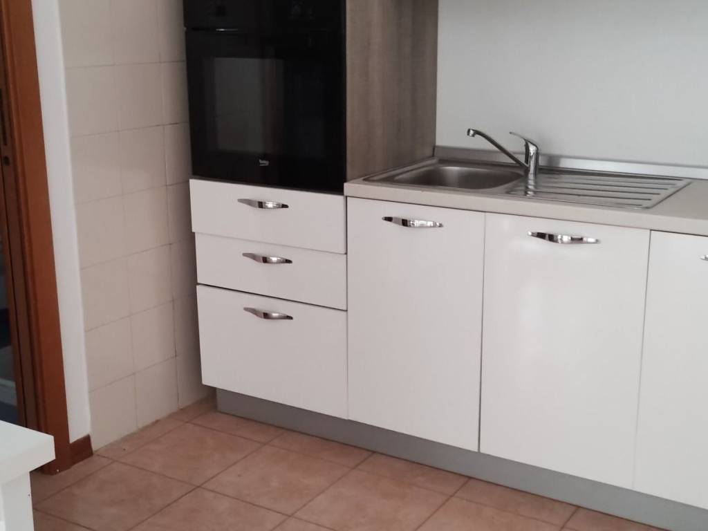 Appartamento a Vicenza in Via Monte Zovetto - Foto 4
