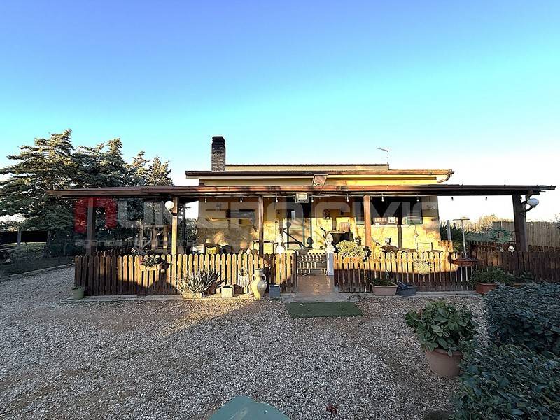 Villa a Foggia in Via Camporeale - Foto 1