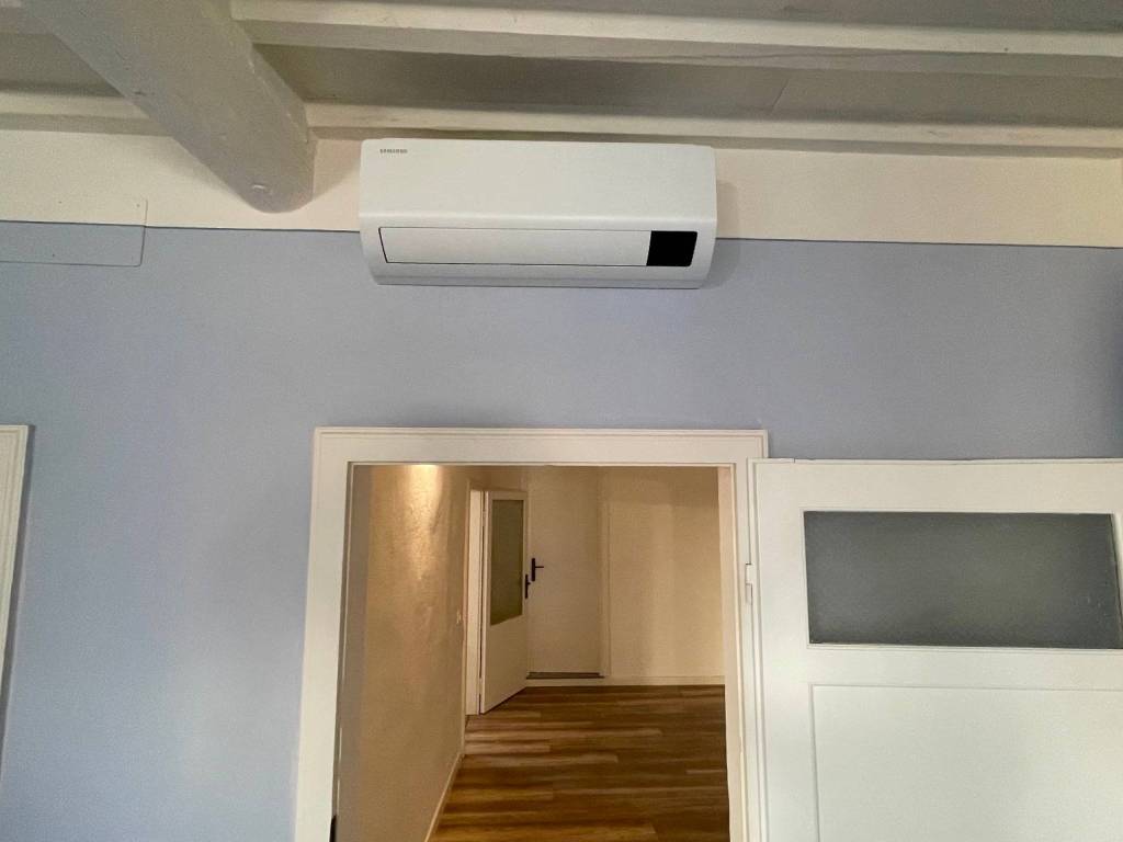 Attico / mansarda a Pescia in Piazza Giuseppe Mazzini, 47 - Foto 4