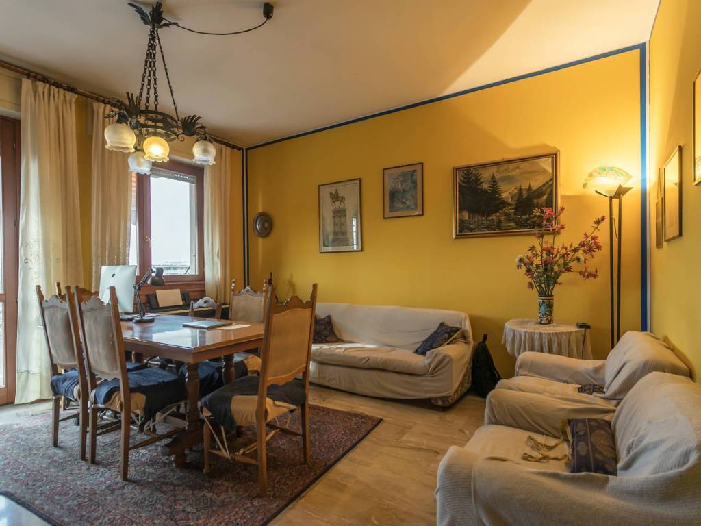 Appartamento a Bergamo in VIA BONO, 19 - Foto 2