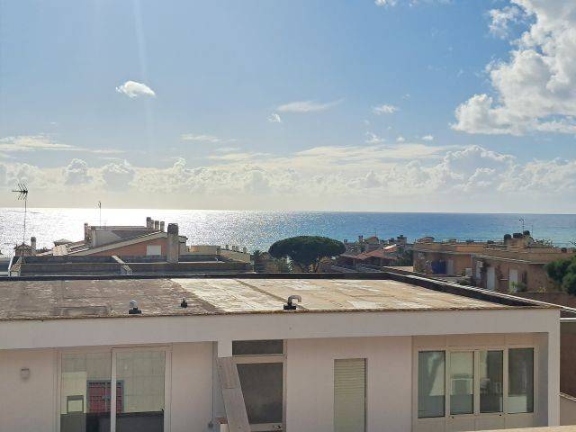 Attico / mansarda a Santa marinella in Via Armando Diaz, 15 - Foto 2