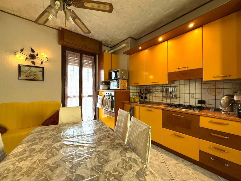 Appartamento a Seregno in Via Andrea Costa, 13 - Foto 2