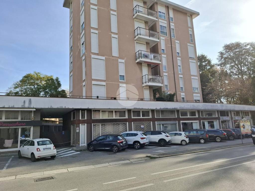 Immobile a Gallarate in Via Pegoraro, 18 - Foto 2