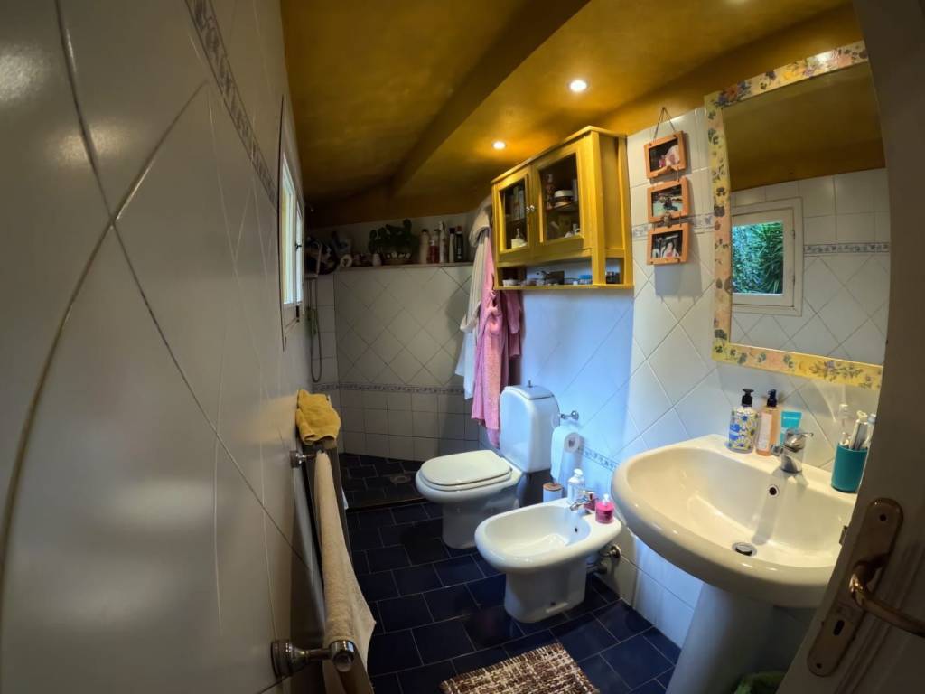 Casa indipendente a Livorno in Via di Montenero - Foto 2