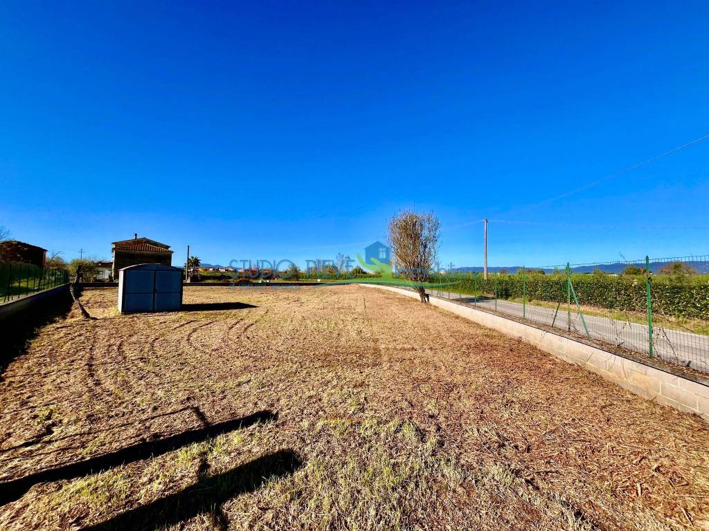 Terreno a Larciano in Via Bartolini - Foto 2