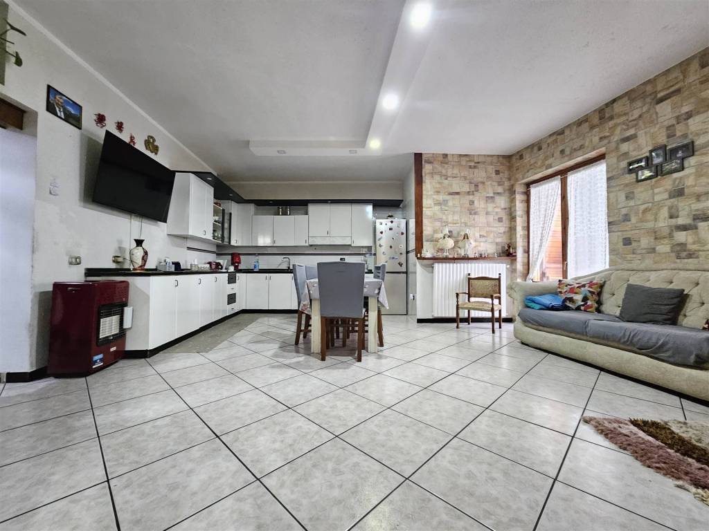 Appartamento a Nocera superiore in Via Pareti - Foto 5