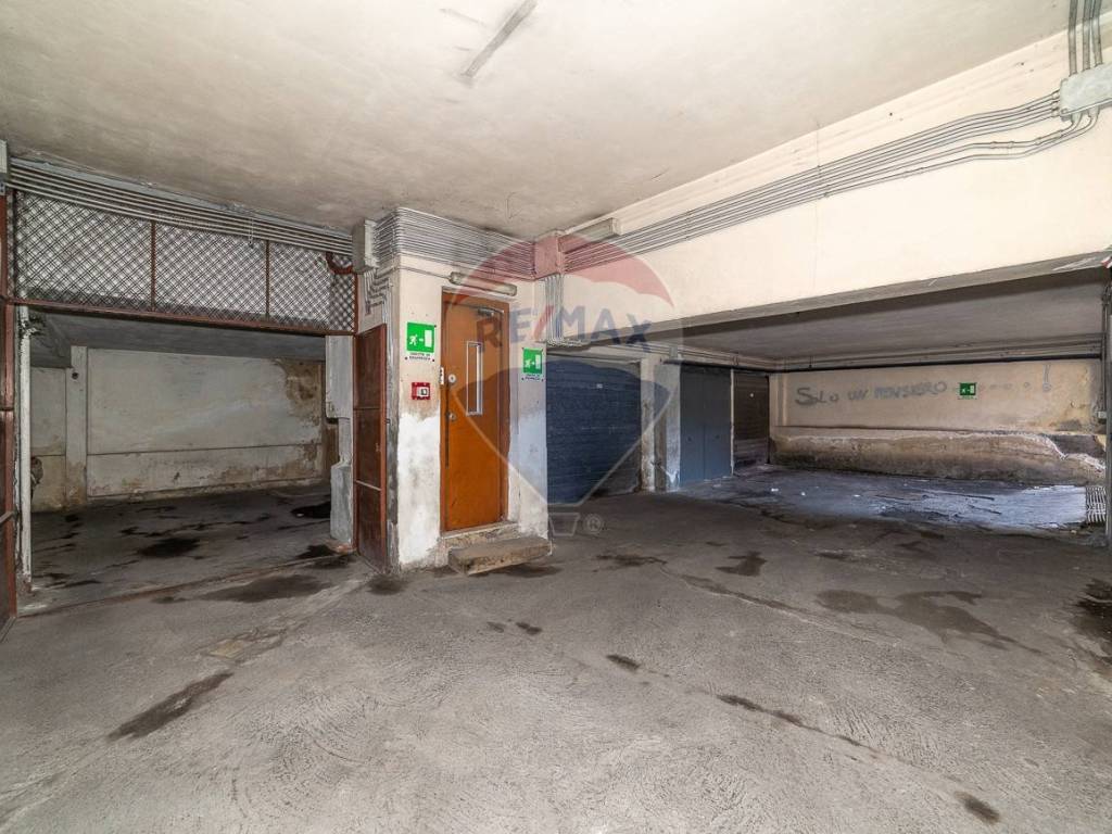 Box / garage a San giovanni la punta in Via Amedeo Duca d'Aosta, 16 - Foto 3