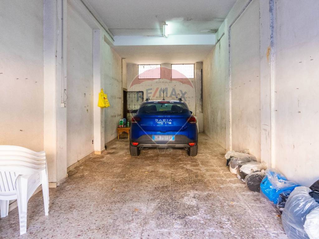 Box / garage a San giovanni la punta in Via della Regione, 100 - Foto 3