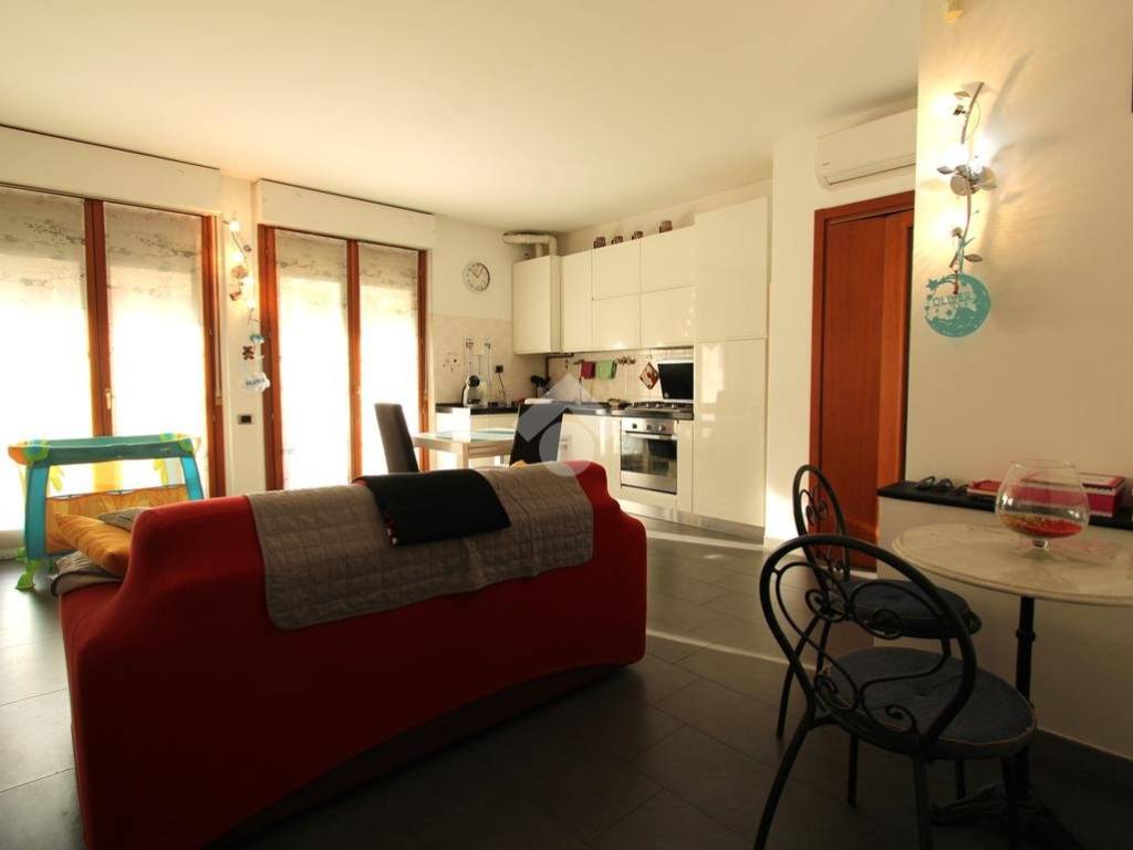 Appartamento a Bareggio in Via Concordia - Foto 2