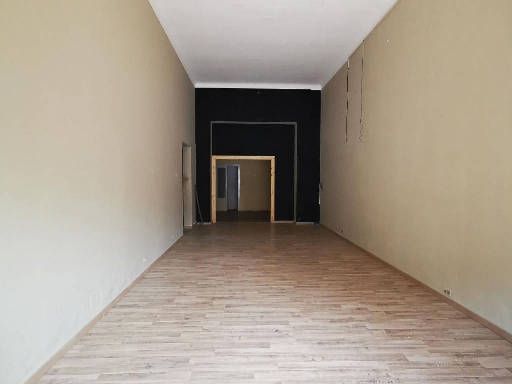 Immobile a Comunanza in Piazza Giuseppe Garibaldi - Foto 5