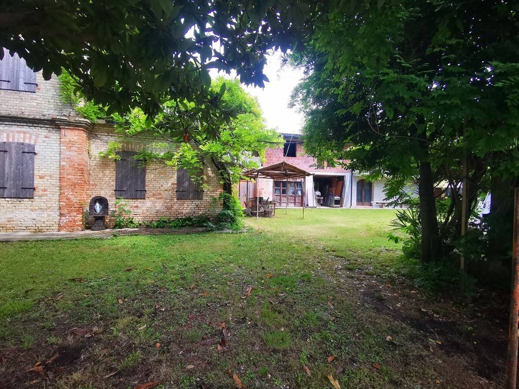 Casa indipendente a Fiume veneto in Via Alessandro Manzoni - Foto 4