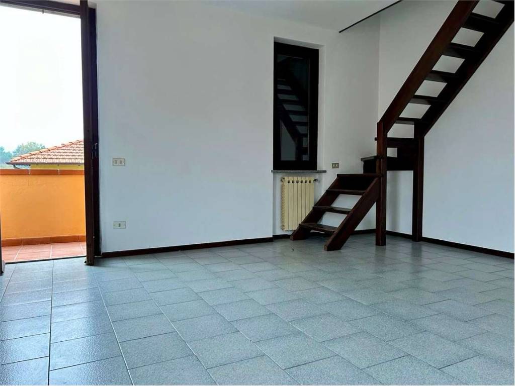 Appartamento a Taino in Via Bergamo, 83 - Foto 4