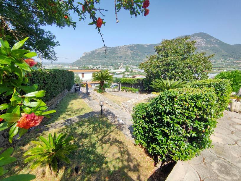 Villa a Terracina - Foto 2