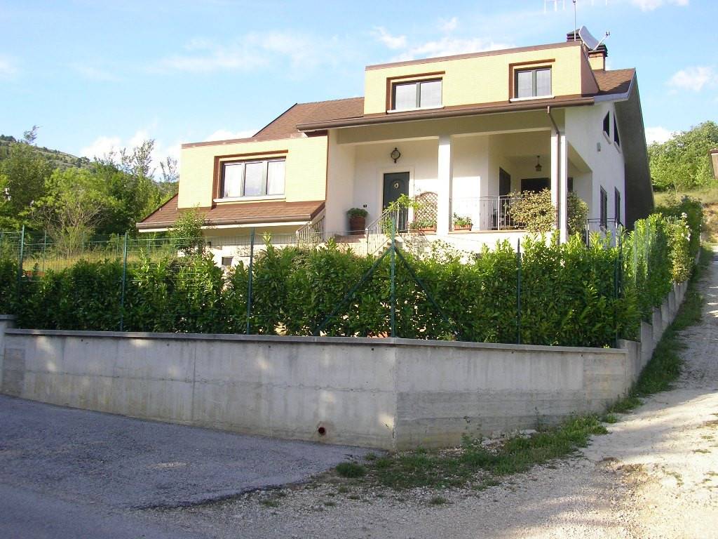 Villa a Scoppito in Via Valle Partina, 24 - Foto 2