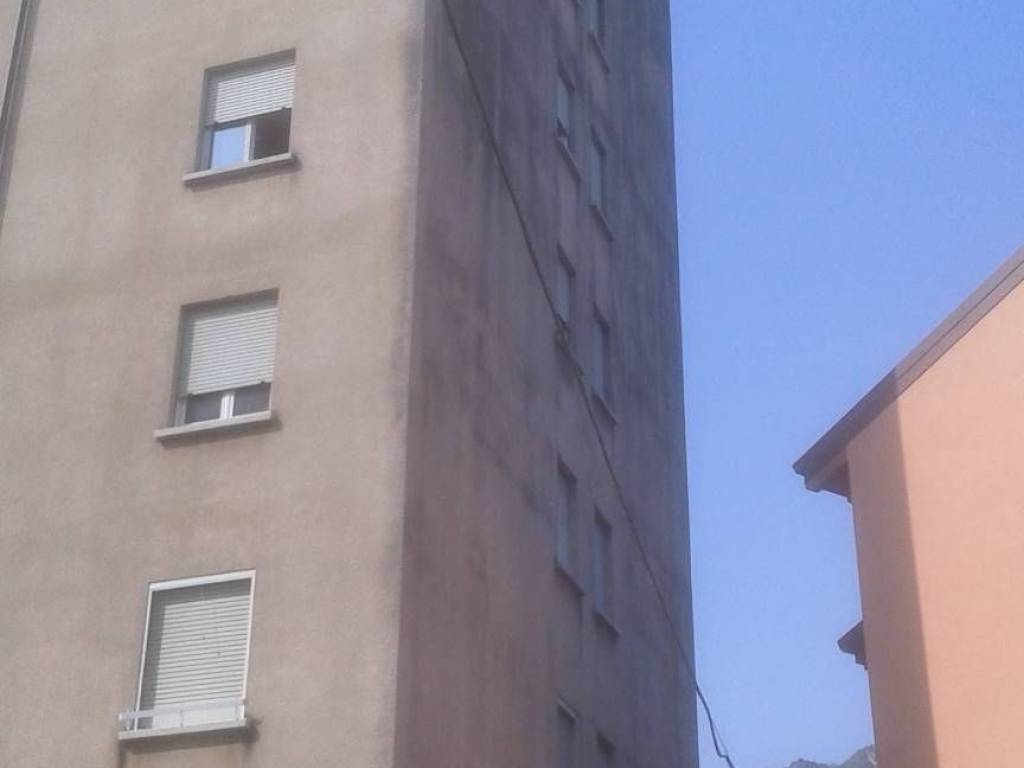 Appartamento a Lecco in Via Fratelli Figini - Foto 2