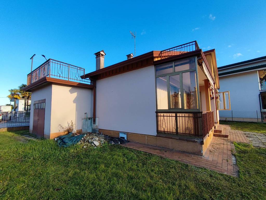 Villa a Cordenons in Via Musil - Foto 4