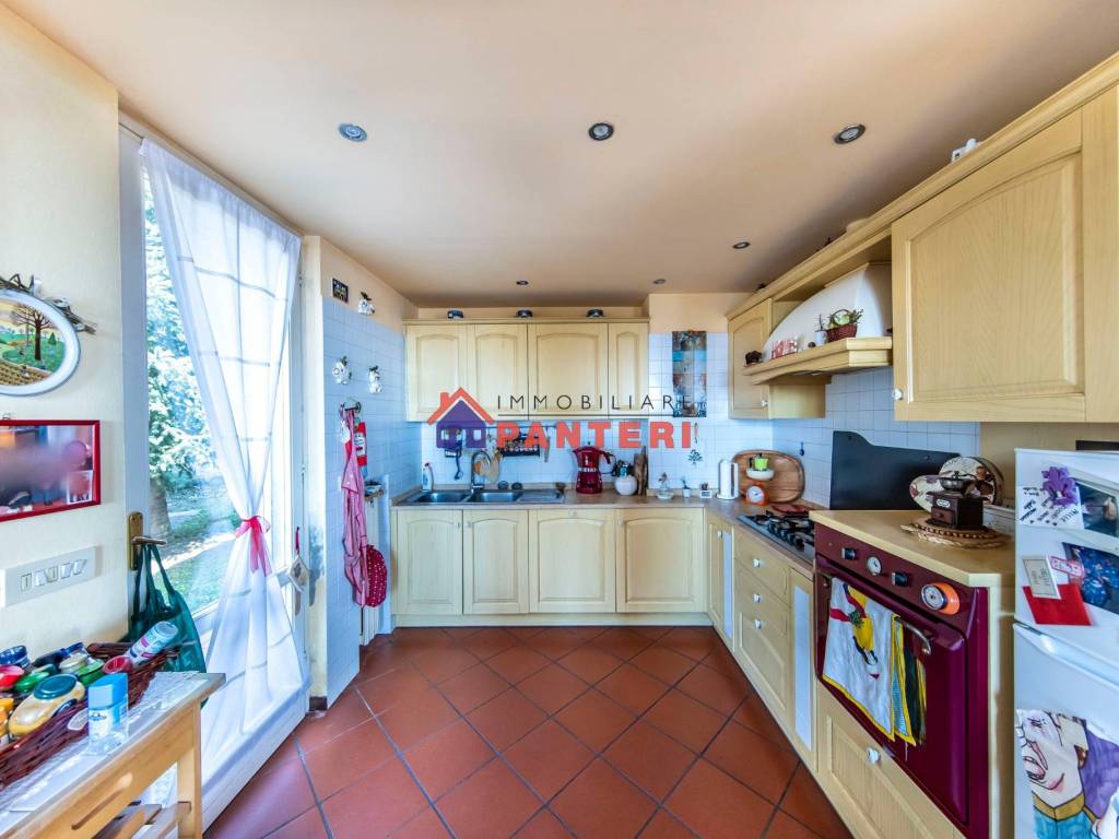 Villa a Pescia in Via dei Colli per Uzzano - Foto 3