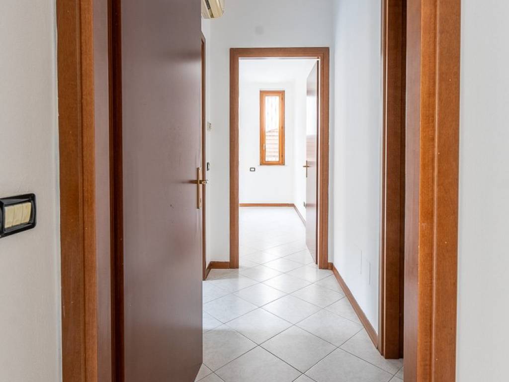 Appartamento a Casalpusterlengo in Via Stefano Villa - Foto 4