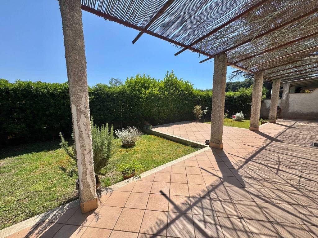 Villa a Terracina in Via delle Volte, 8 - Foto 3