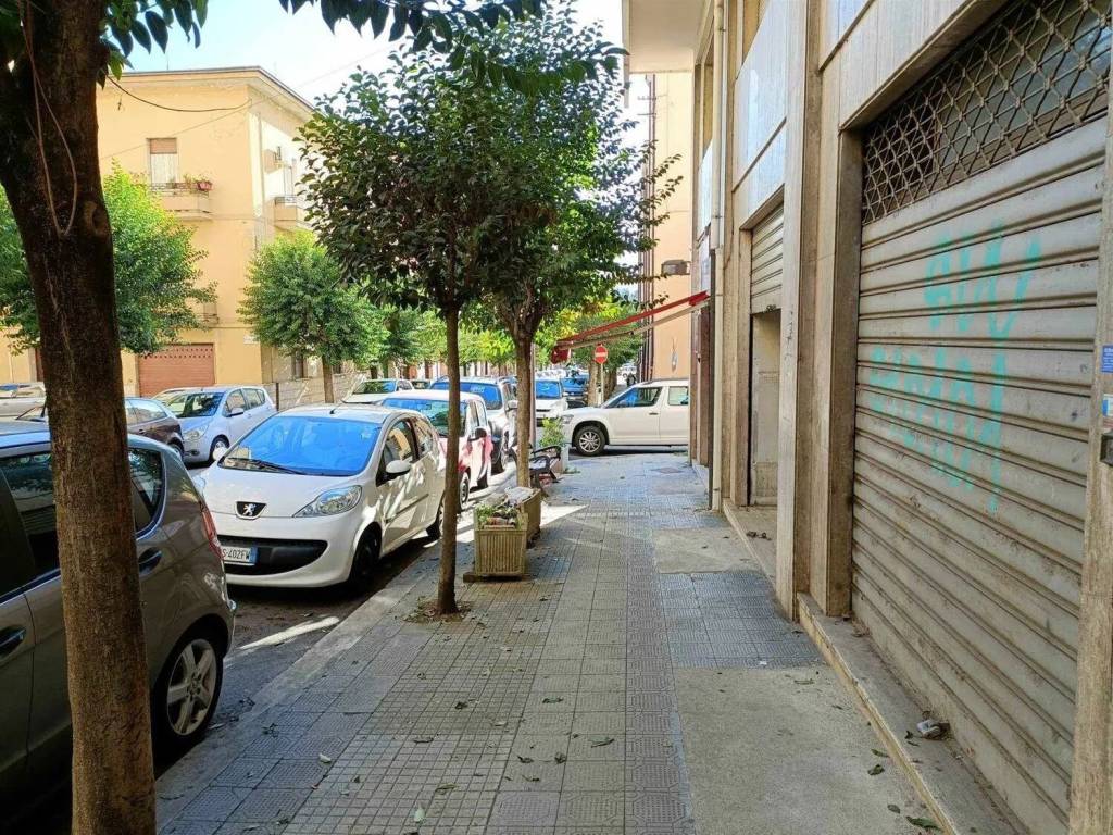 Box / garage a Cosenza - Foto 2