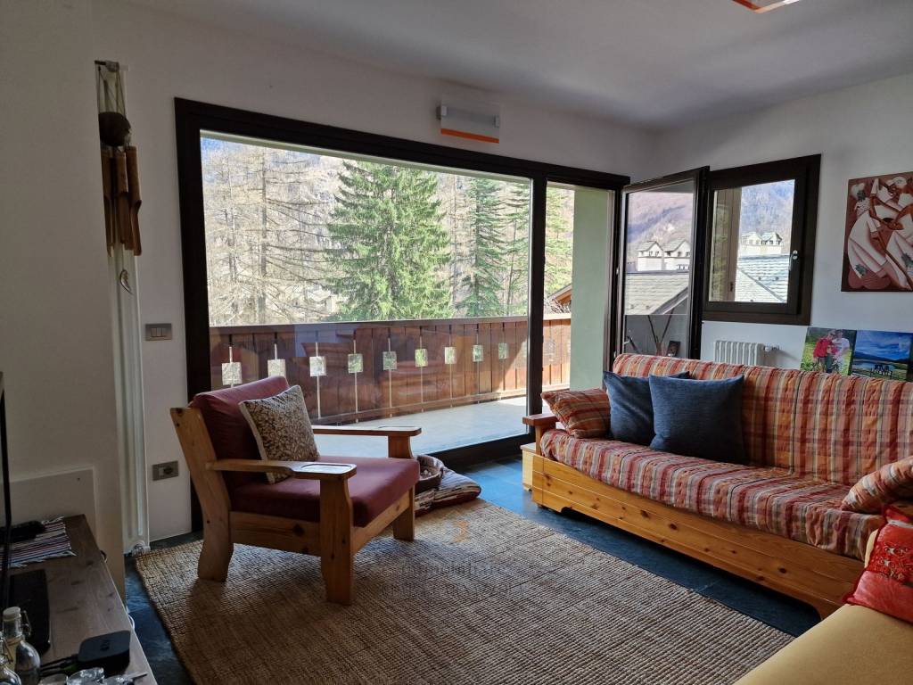 Villetta a schiera a Chiesa in valmalenco in Via Franco Sampietro, 72 - Foto 2