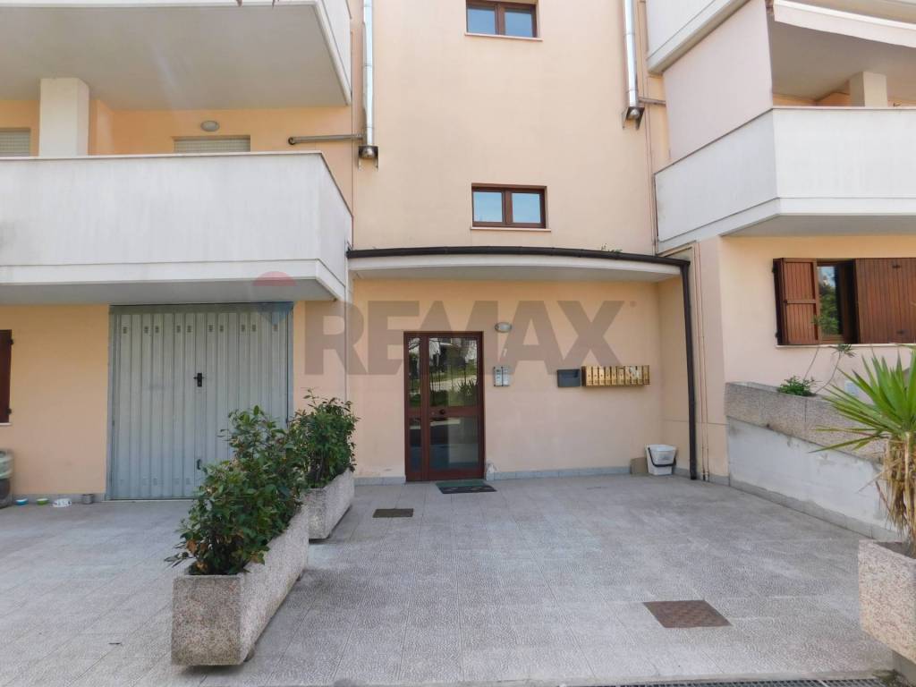 Appartamento a Collecorvino in viale Abruzzo, 7 - Foto 2