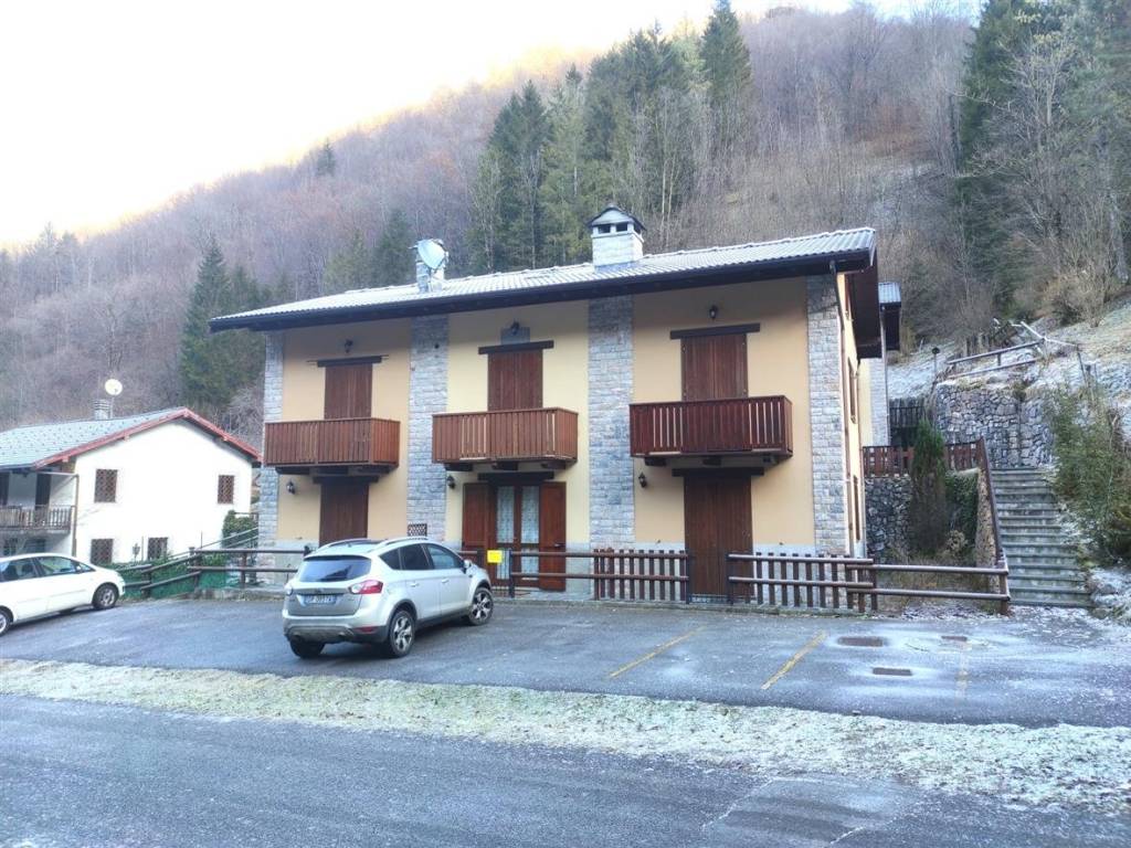 Appartamento a Cassiglio in Via del Lago - Foto 2