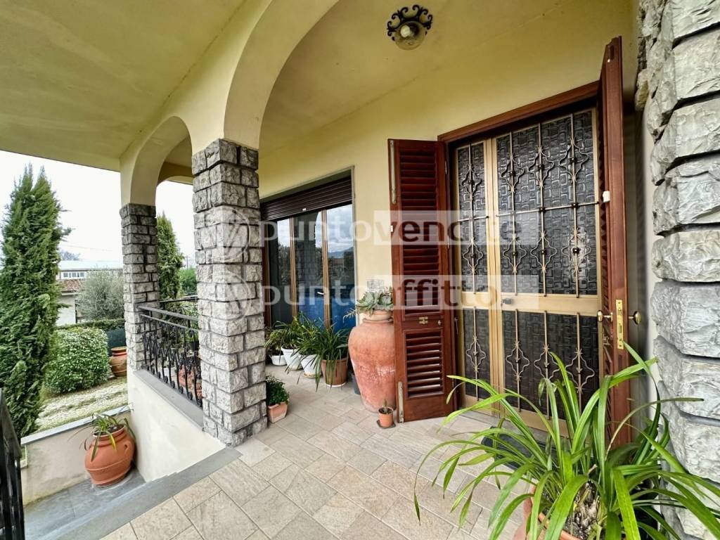 Villa a Capannori in Via dei Menicucci, 7 - Foto 4