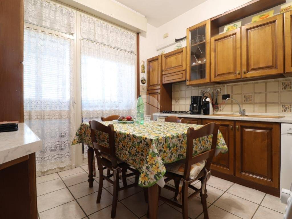 Appartamento a Mantova in Viale Veneto - Foto 3