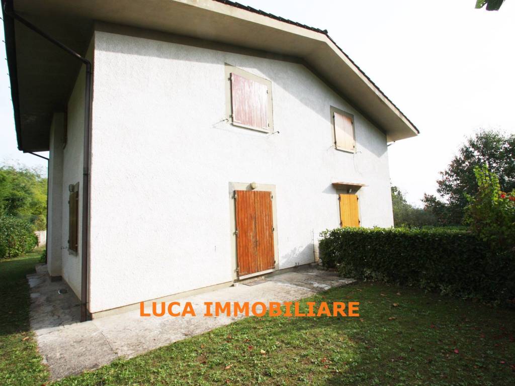 Villa a Marliana in Via Mammianese, 106 - Foto 2