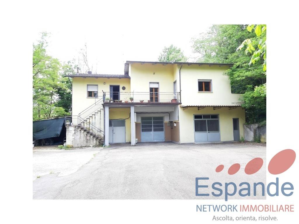 Casa indipendente a Gaggio montano - Foto 2