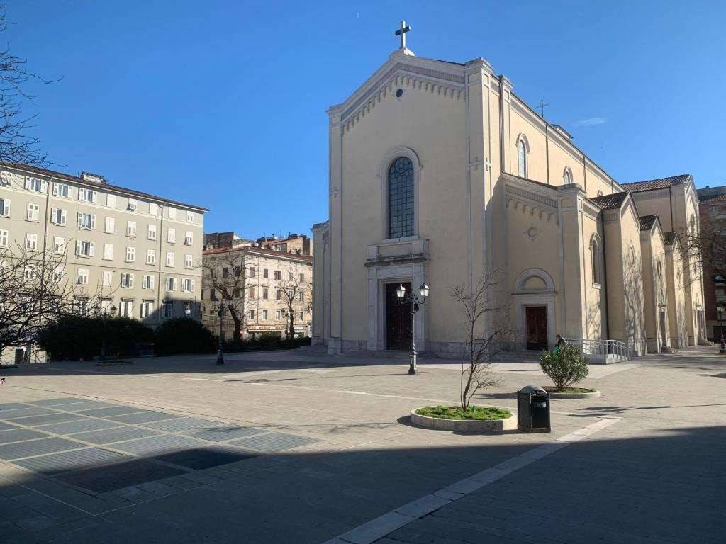 Palazzo / stabile a Trieste - Foto 3