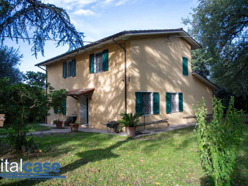 Rustico / casale a Pesaro in Strada dei Canneti - Foto 2