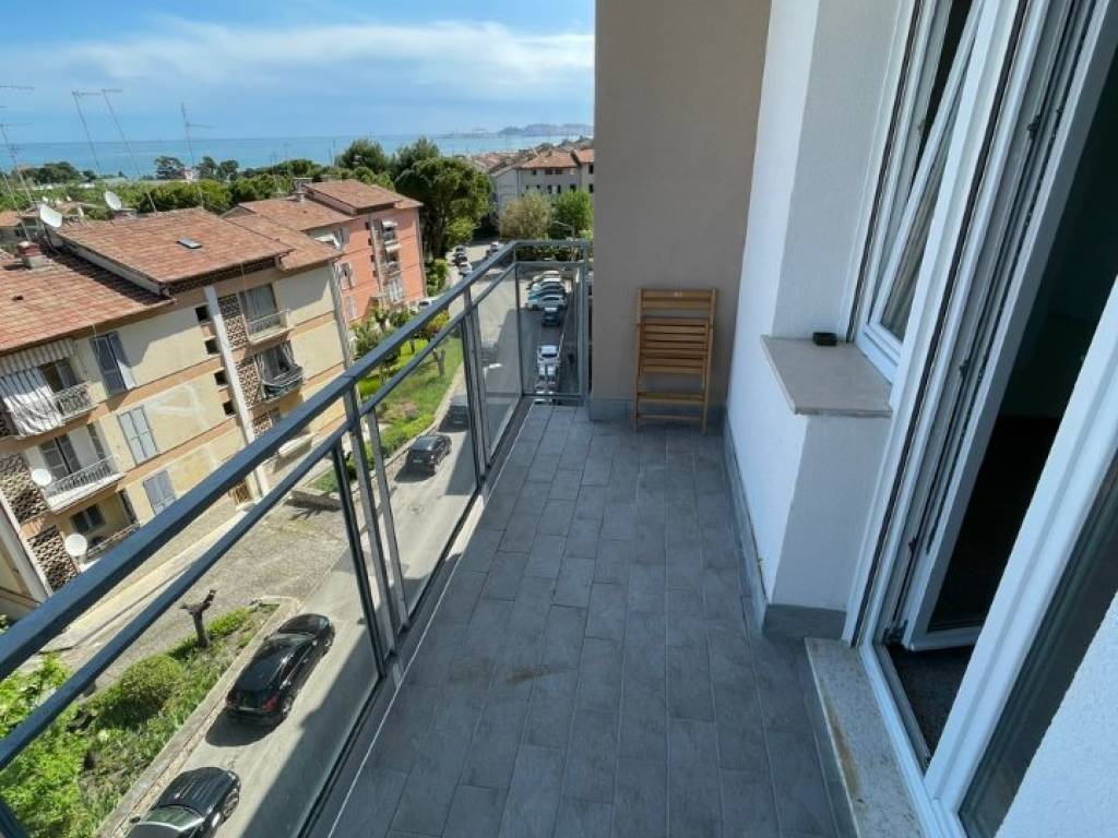 Appartamento a Ancona in Via Angelo Celli - Foto 3