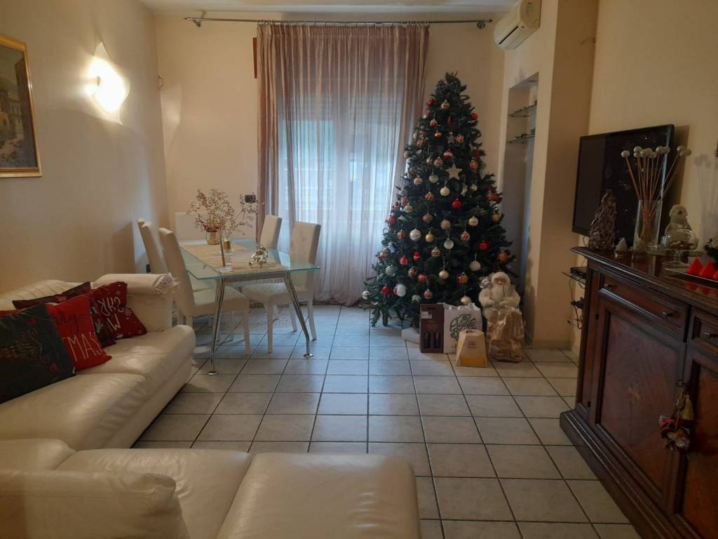 Appartamento a Napoli in Via dello Sport - Foto 4