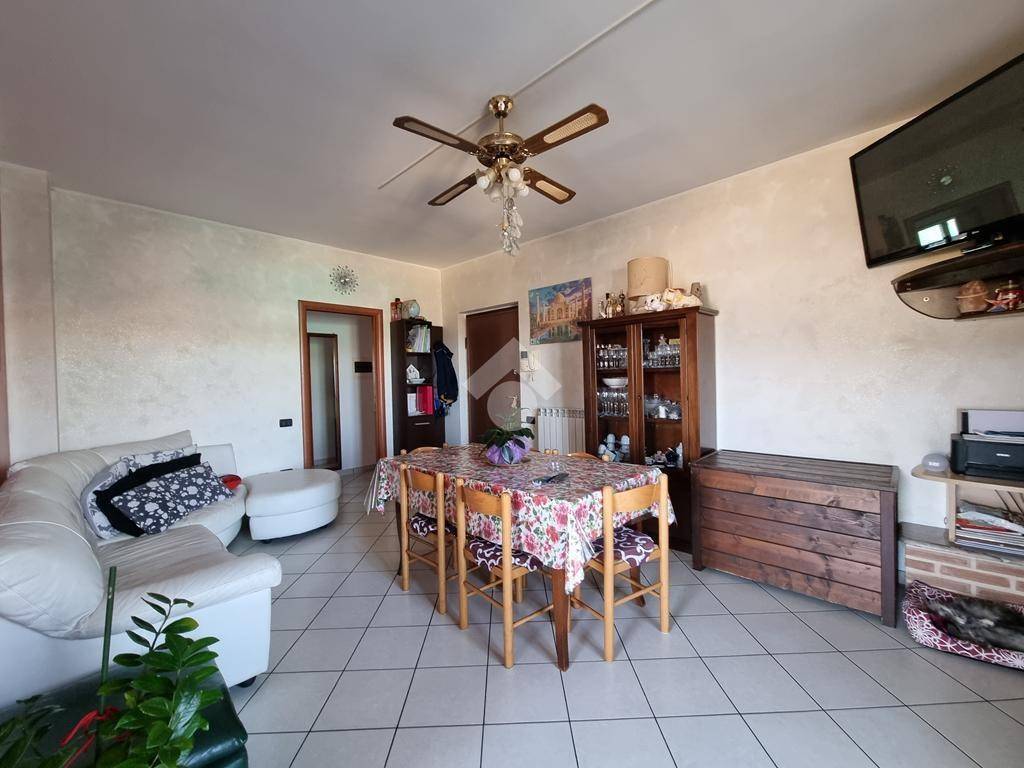 Appartamento a Basciano in Via Maiella, 19 - Foto 4