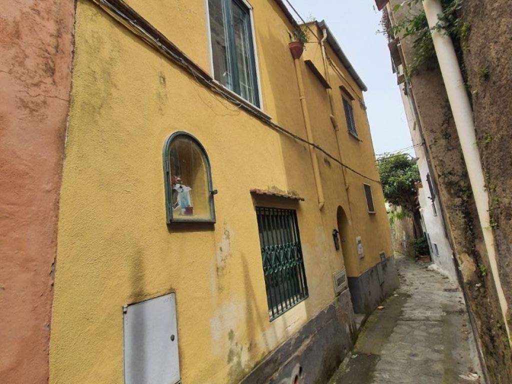 Appartamento a Massa lubrense in Via Vincenzo Maggio - Foto 2
