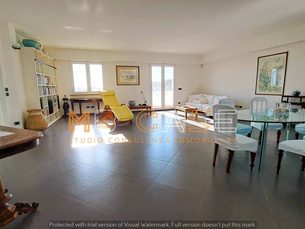 Attico / mansarda a Albenga in Via Valle d'Aosta - Foto 2