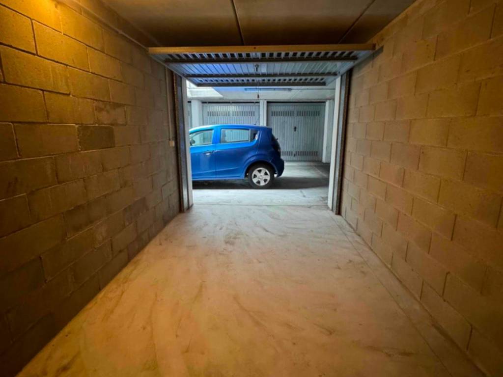 Box / garage a Castellanza in Viale Italia, 81 - Foto 2