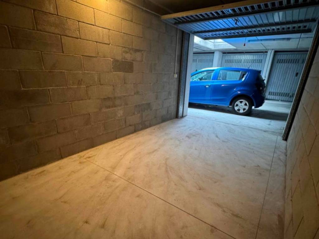 Box / garage a Castellanza in Viale Italia, 81 - Foto 4