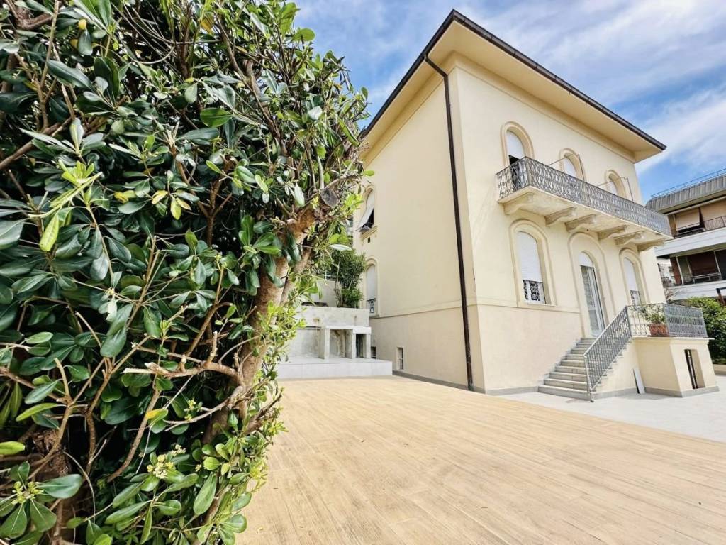 Villa a La spezia in Via 27 Marzo - Foto 4
