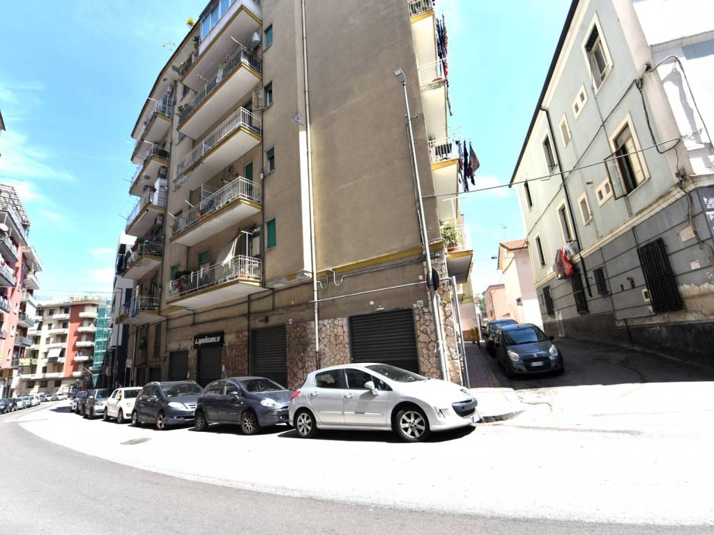 Appartamento a Salerno in Via Diego Taiani - Foto 3