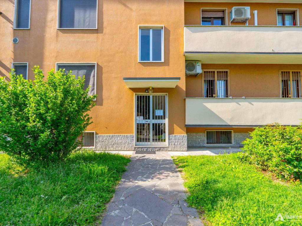 Appartamento a Mulazzano in Via Lago Maggiore, 33 - Foto 2
