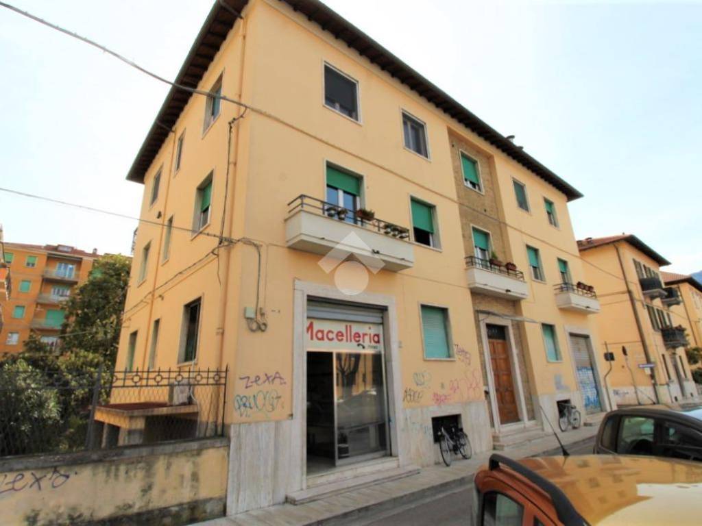 Appartamento a Ascoli piceno in Viale Vellei Sinibaldo, 27 - Foto 2