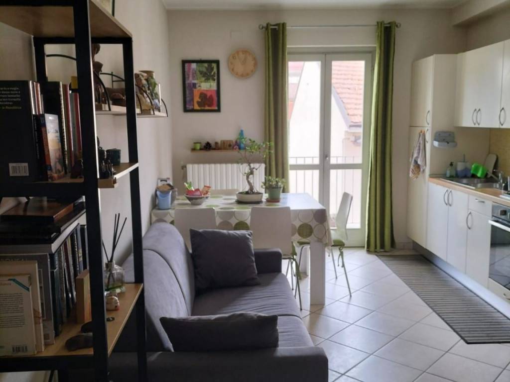 Appartamento a Alba in Via Damiano Chiesa, 8 - Foto 3
