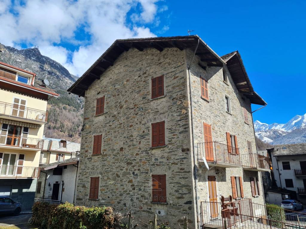 Appartamento a Chiesa in valmalenco in Via Funivia, 3 - Foto 5